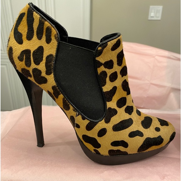 Gently Used Aldo Size 39 Leather Leopard Print Platform Bootie - Picture 6 of 13